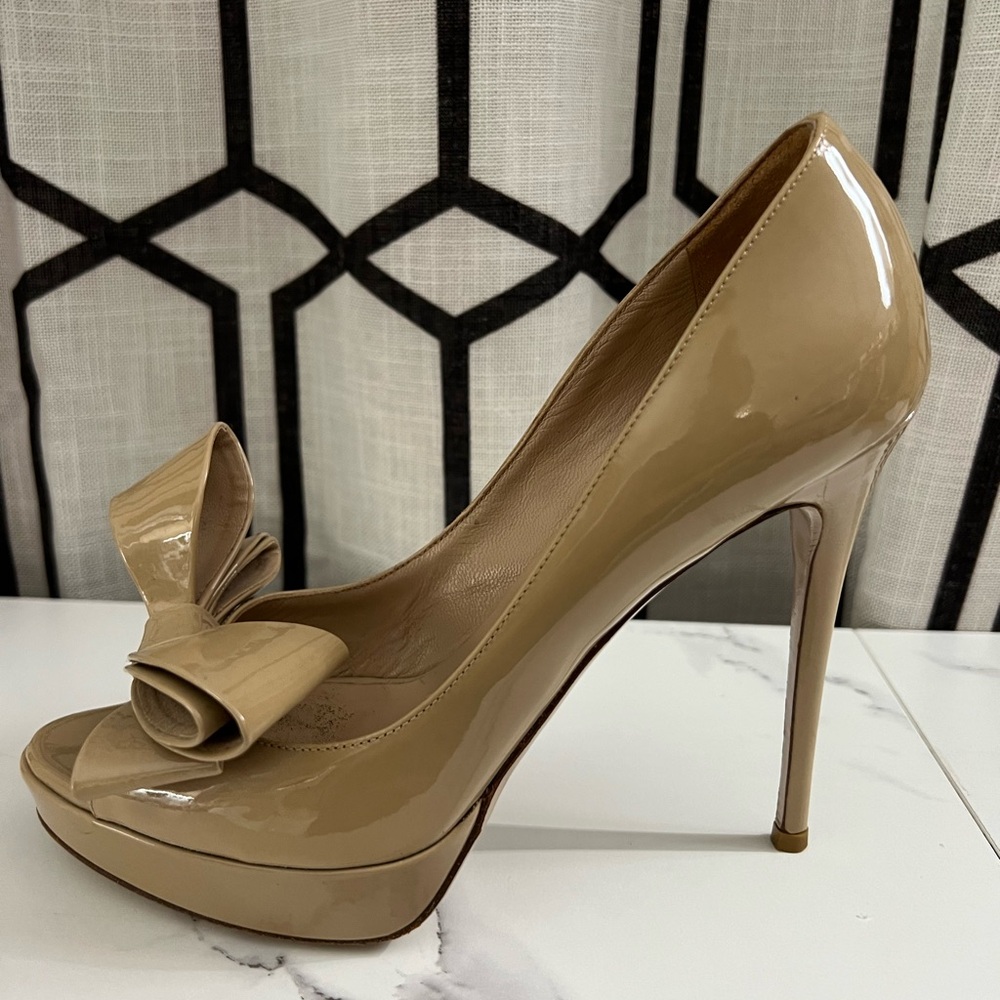 Valentino Garavani nude bow platform heels size 36.5 (gently used) - Picture 13 of 16